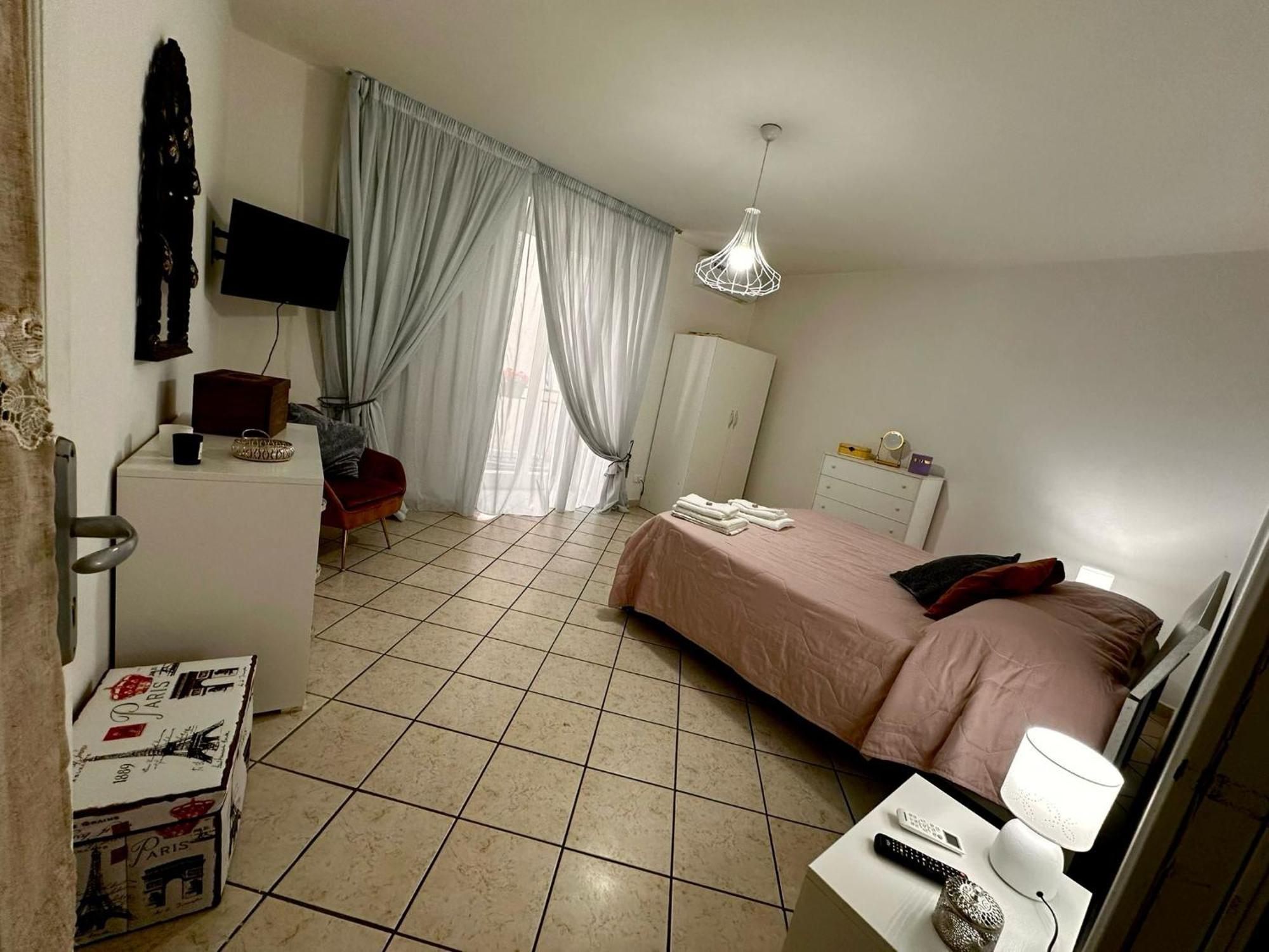 Victoryhouse Apartment Наполи Екстериор снимка